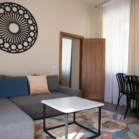 2 Private Floor 3bdr 1 Sofa Bed 8 Guests Appartamento Vilnius